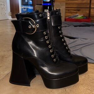 Women’s Black Platform Lace-Up Ankle Boots with Buckle